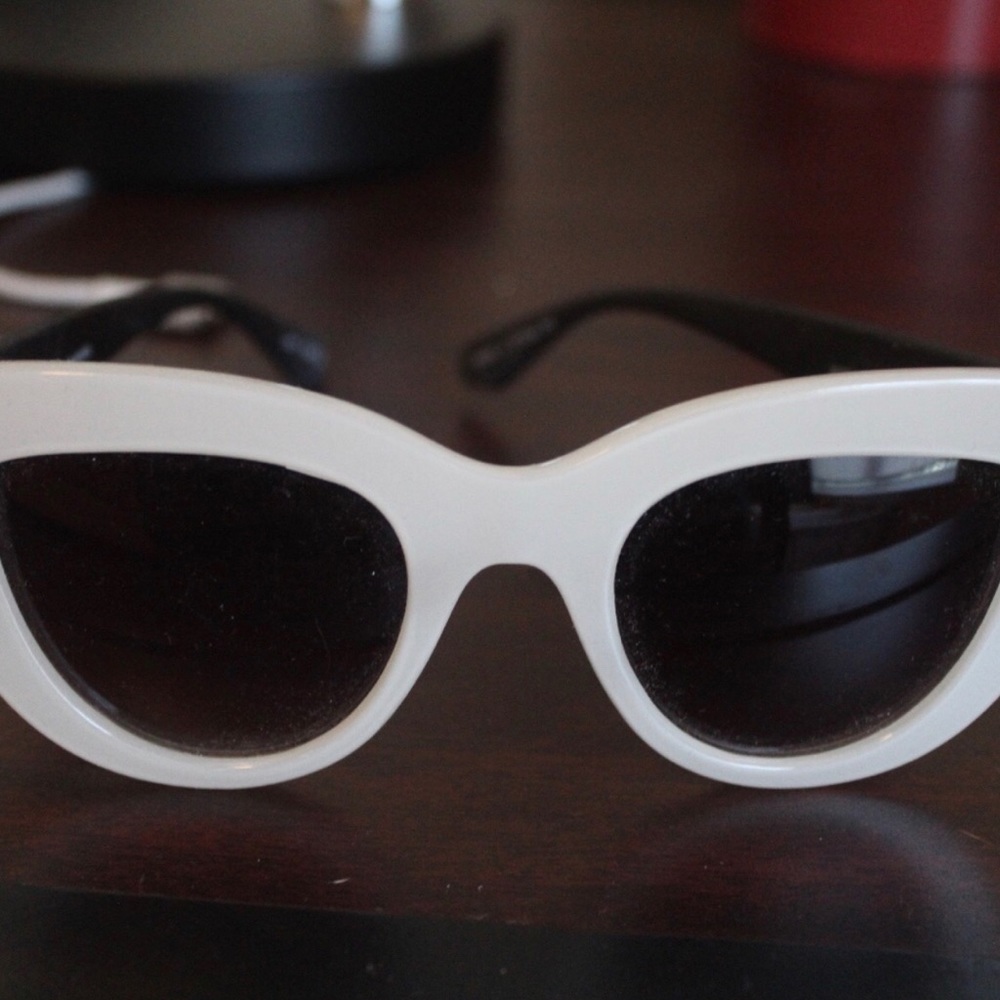 Quay off white sunglasses
